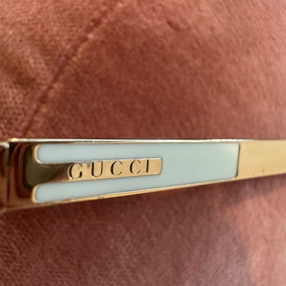 GUCCI Aviator White and Gold Sunglasses - Picture 4 of 9
